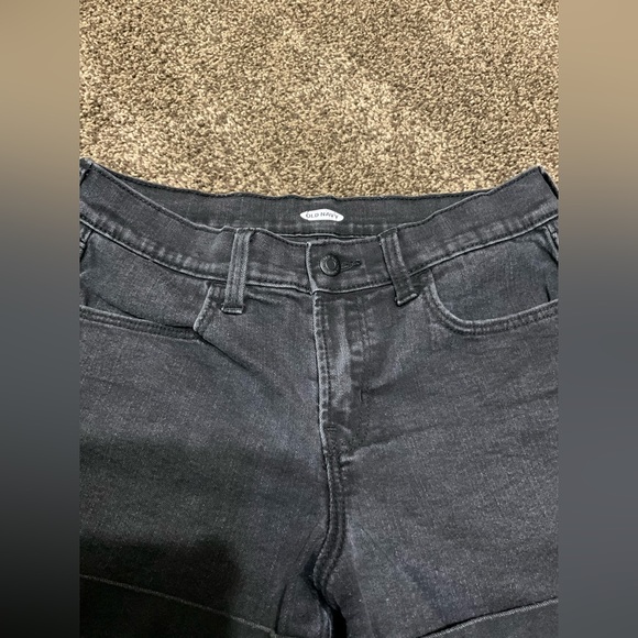 OLD NAVY DENIM SHORTS - Picture 2 of 4